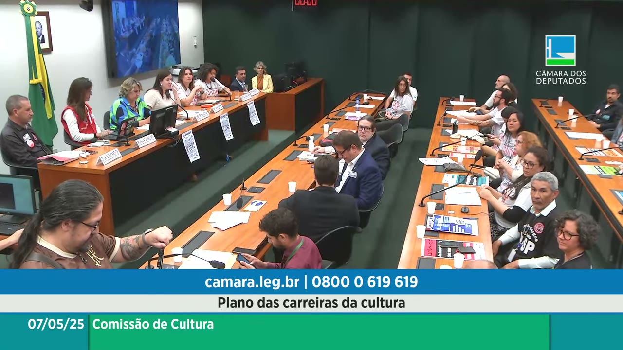 Vídeo do evento em 1:15:06
