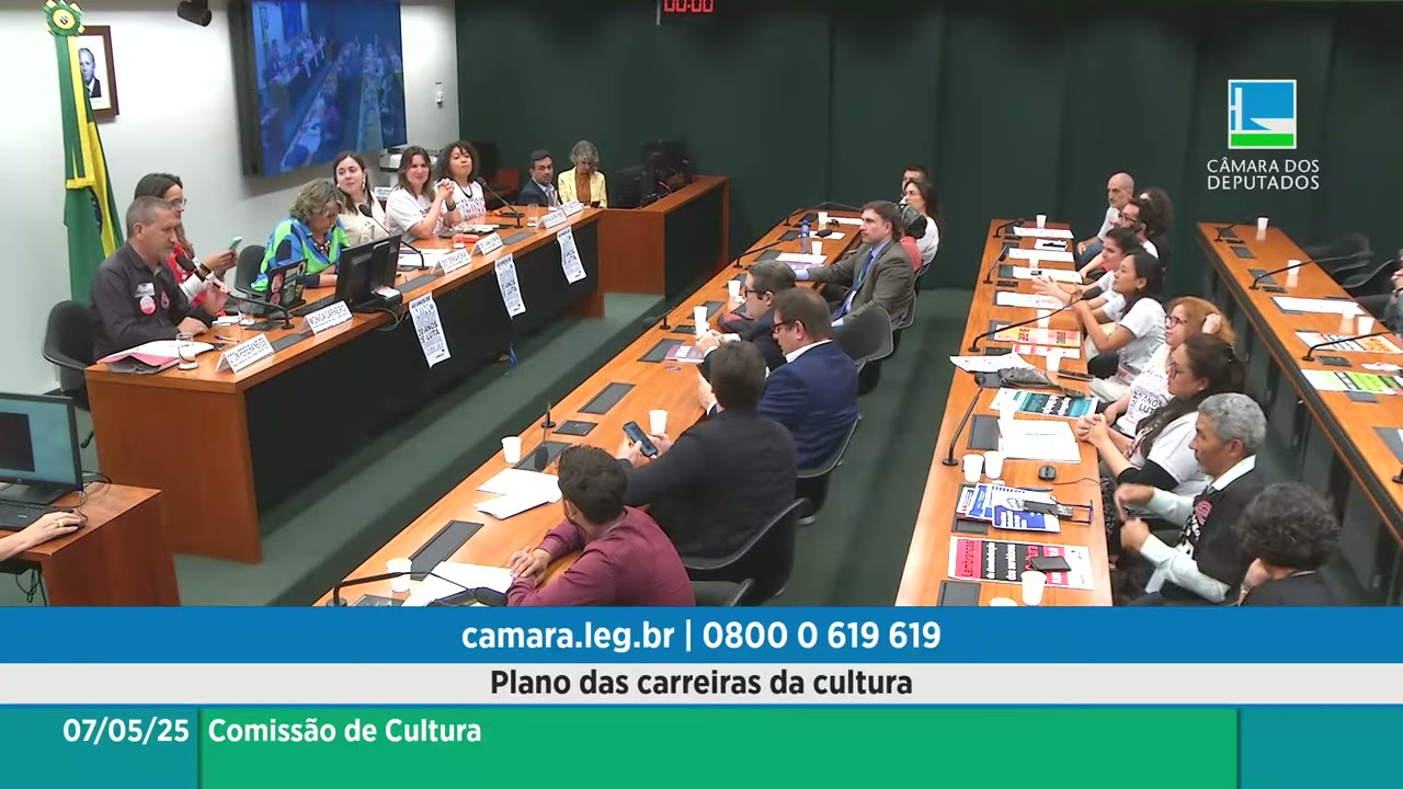 Vídeo do evento em 1:30:05