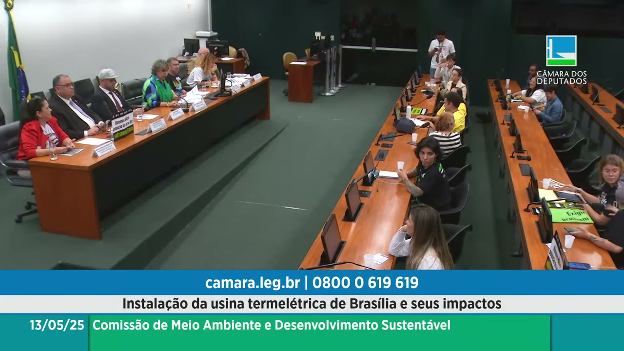 Vídeo do evento em 1:43:56