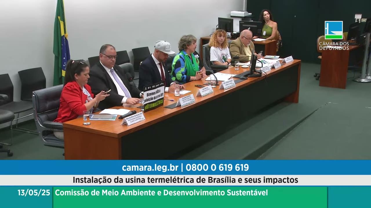 Vídeo do evento em 2:02:50