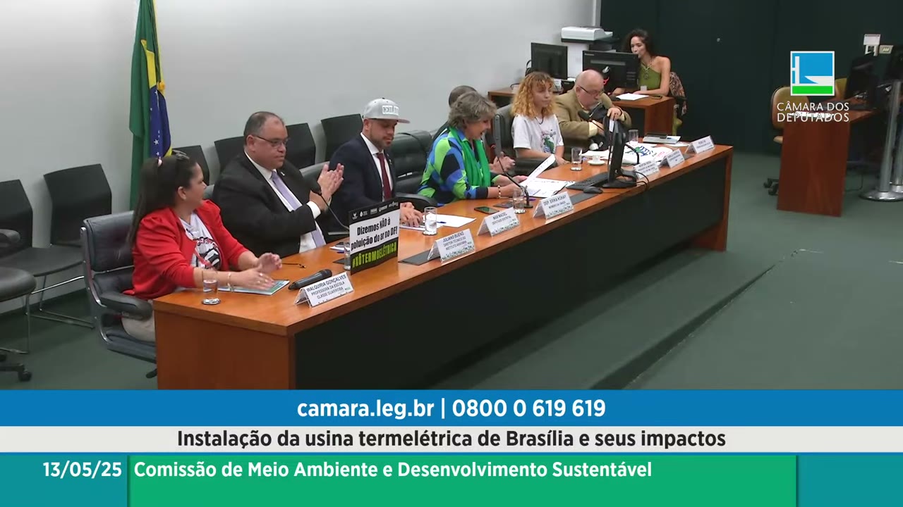 Vídeo do evento em 2:04:48