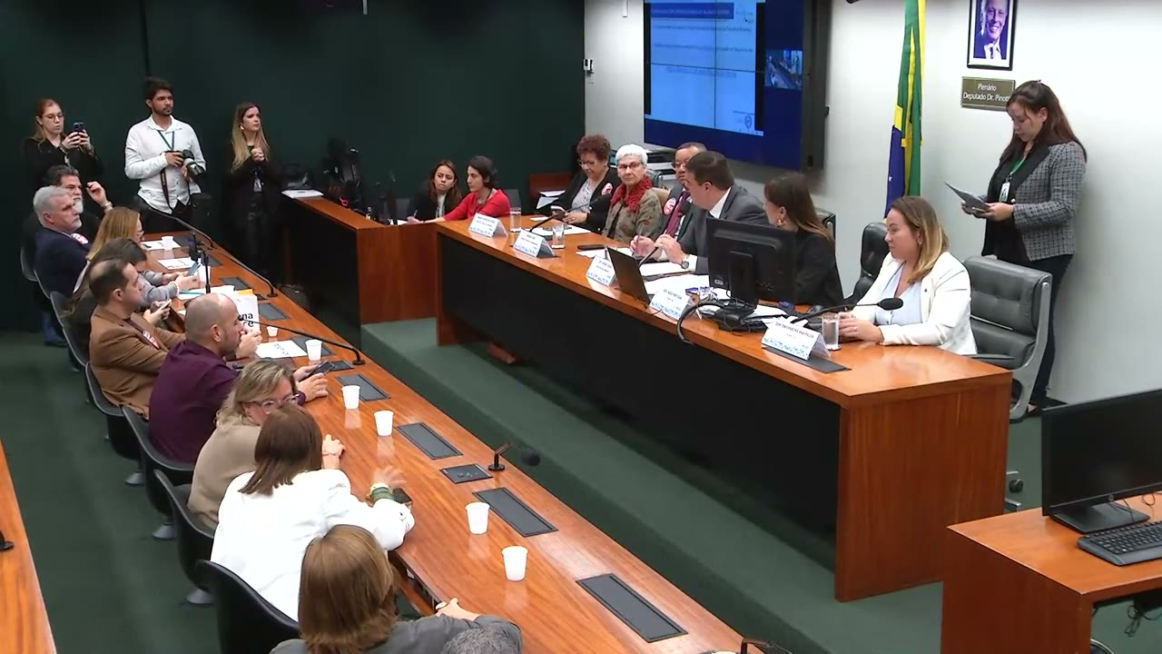 Vídeo do evento em 43:16