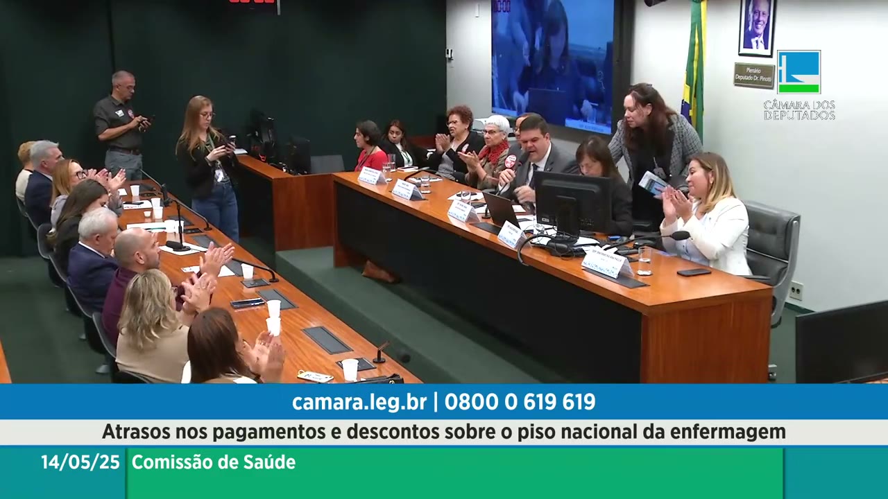 Vídeo do evento em 1:43:04