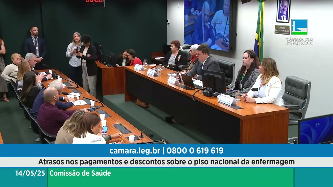 Vídeo do evento em 2:03:19