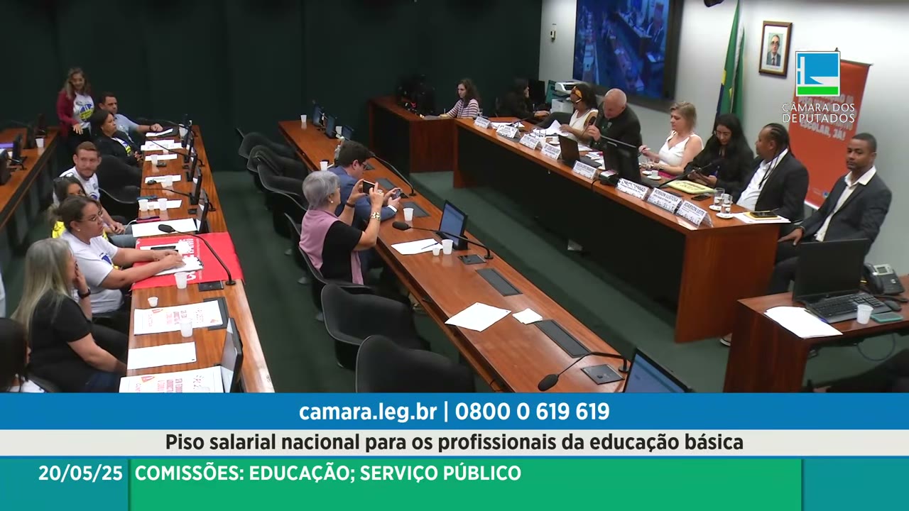 Vídeo do evento em 2:02:02