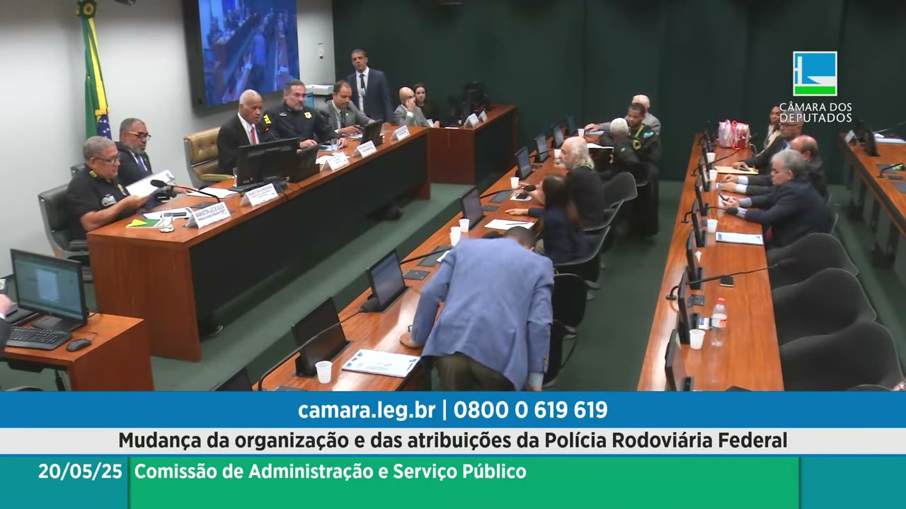 Vídeo do evento em 1:43:04