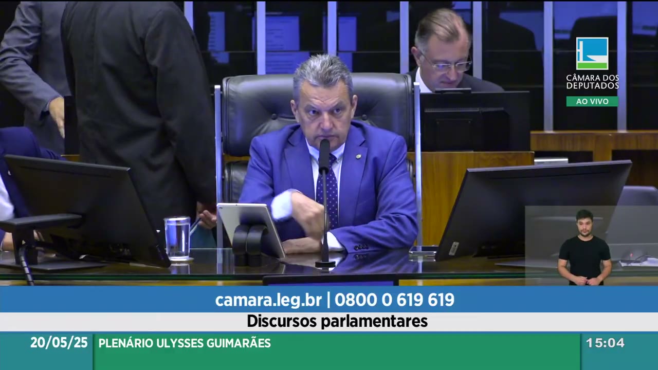 Vídeo do evento em 1:09:23
