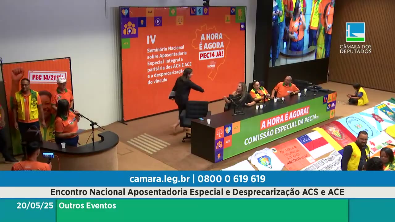 Vídeo do evento em 1:14:38