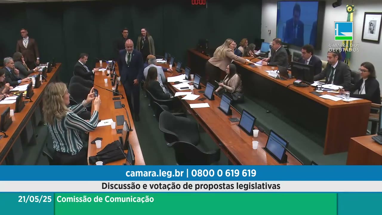 Vídeo do evento em 1:01:09