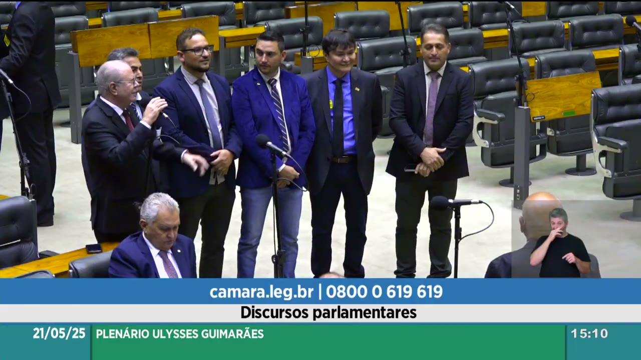 Vídeo do evento em 1:15:40