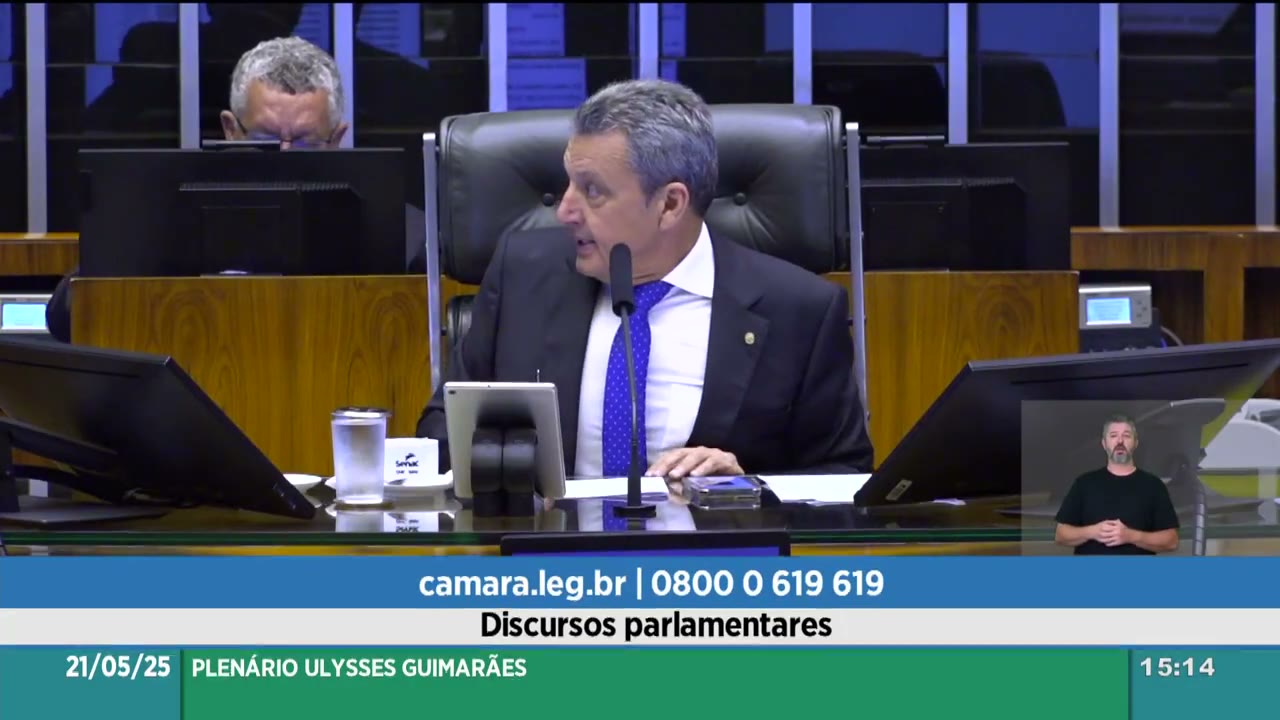 Vídeo do evento em 1:19:46