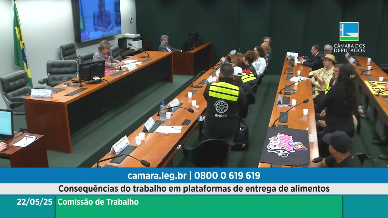 Vídeo do evento em 1:03:28