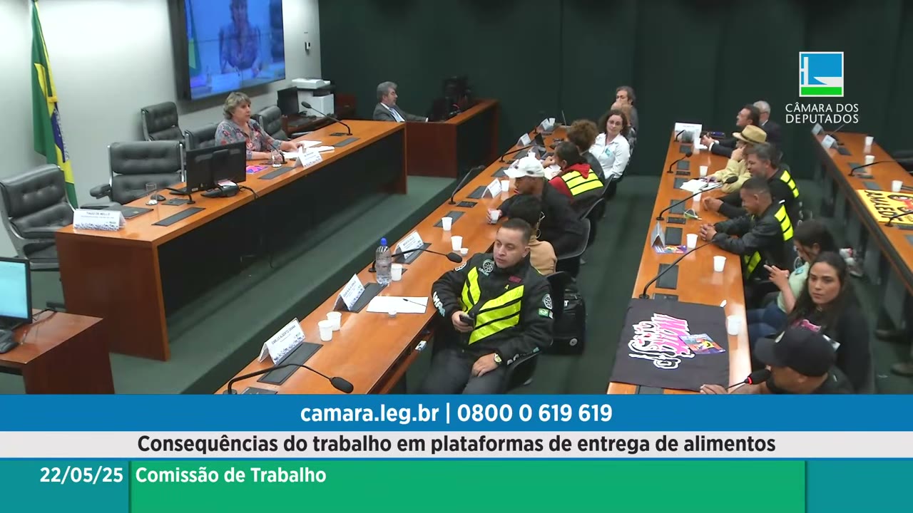 Vídeo do evento em 1:03:44