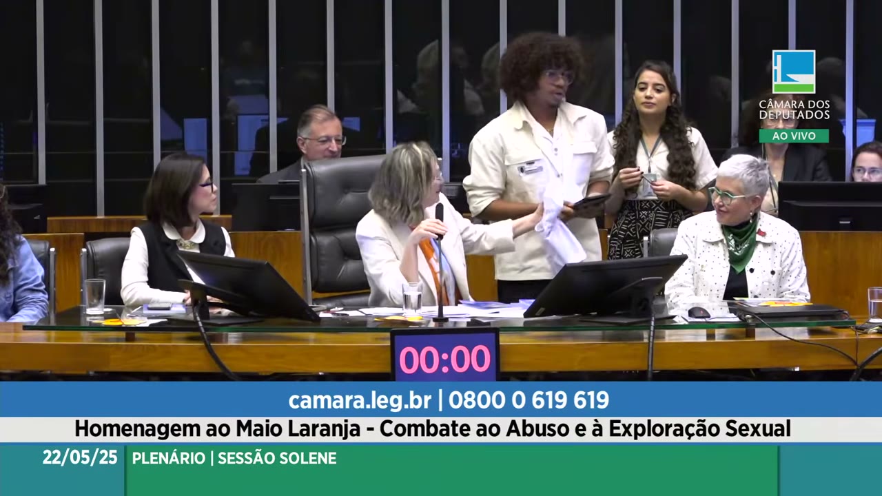 Vídeo do evento em 1:00:43