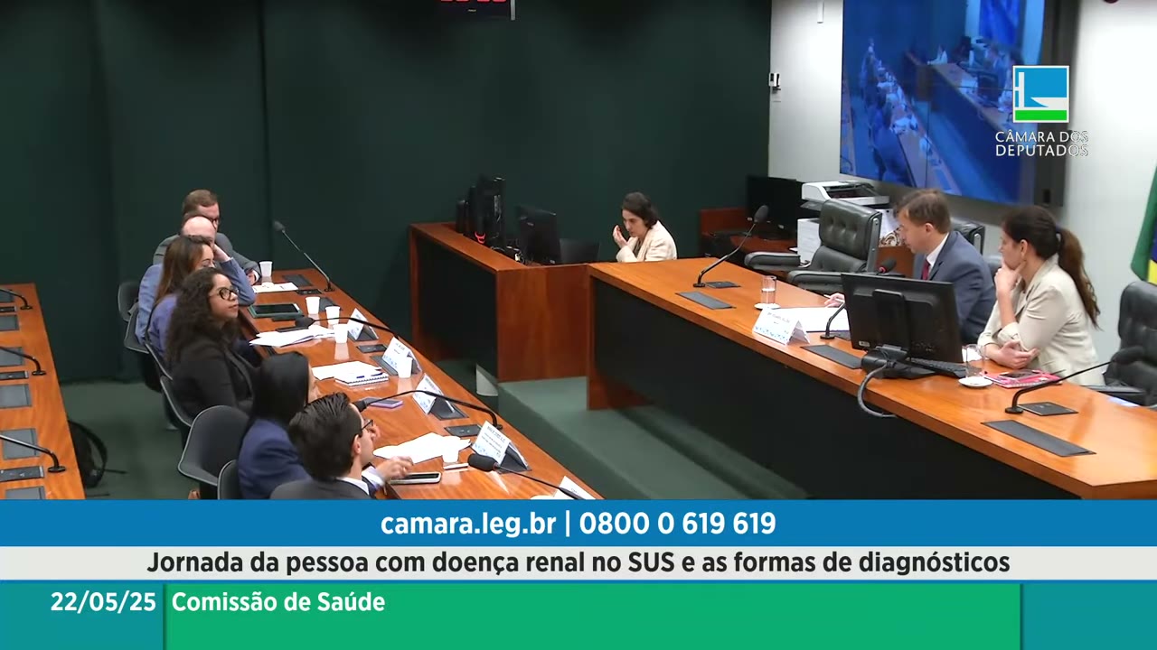 Vídeo do evento em 1:02:34