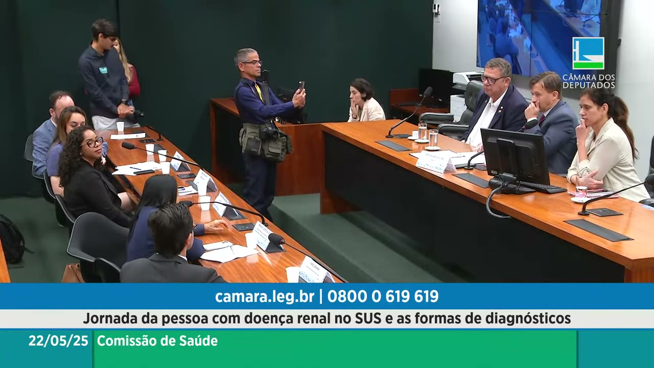 Vídeo do evento em 1:45:36