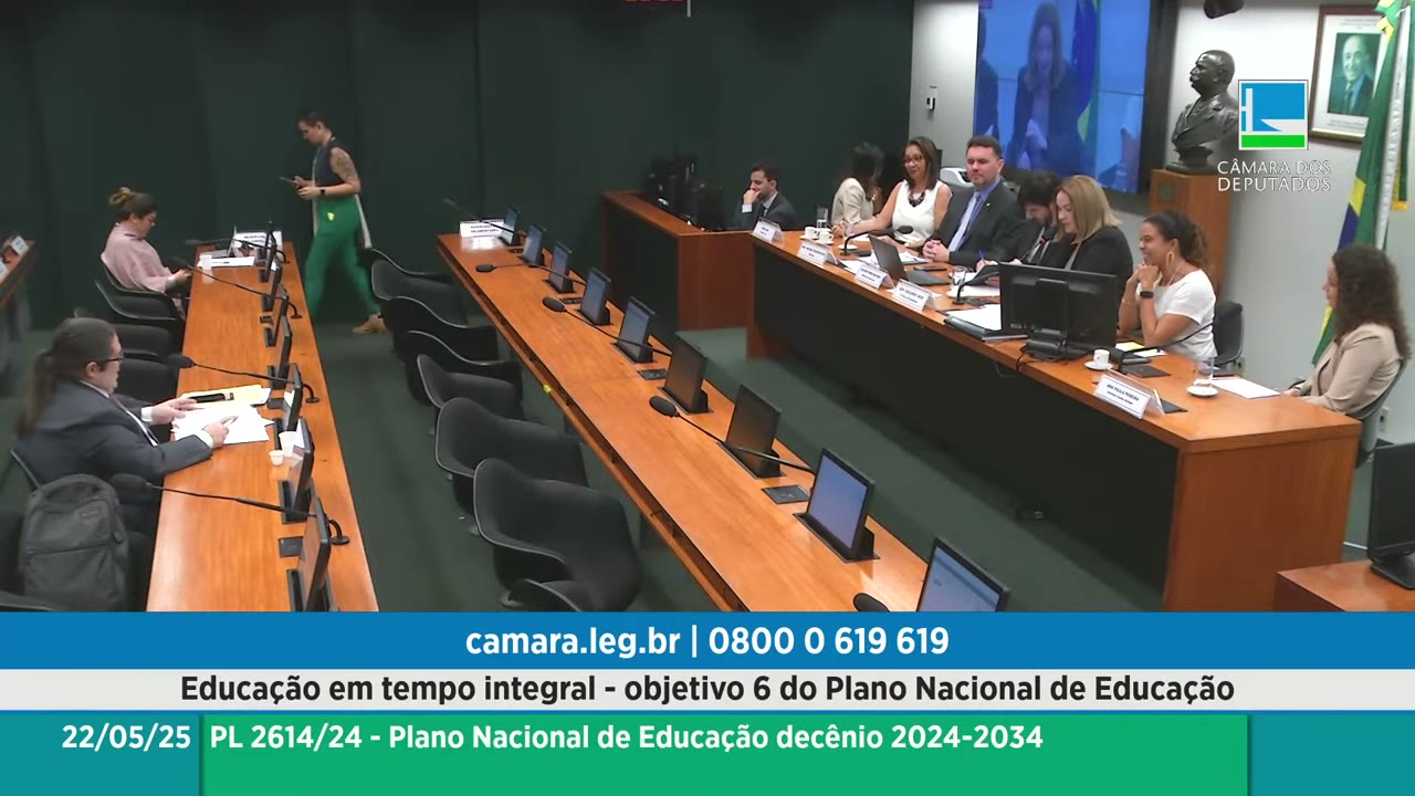 Vídeo do evento em 2:04:16