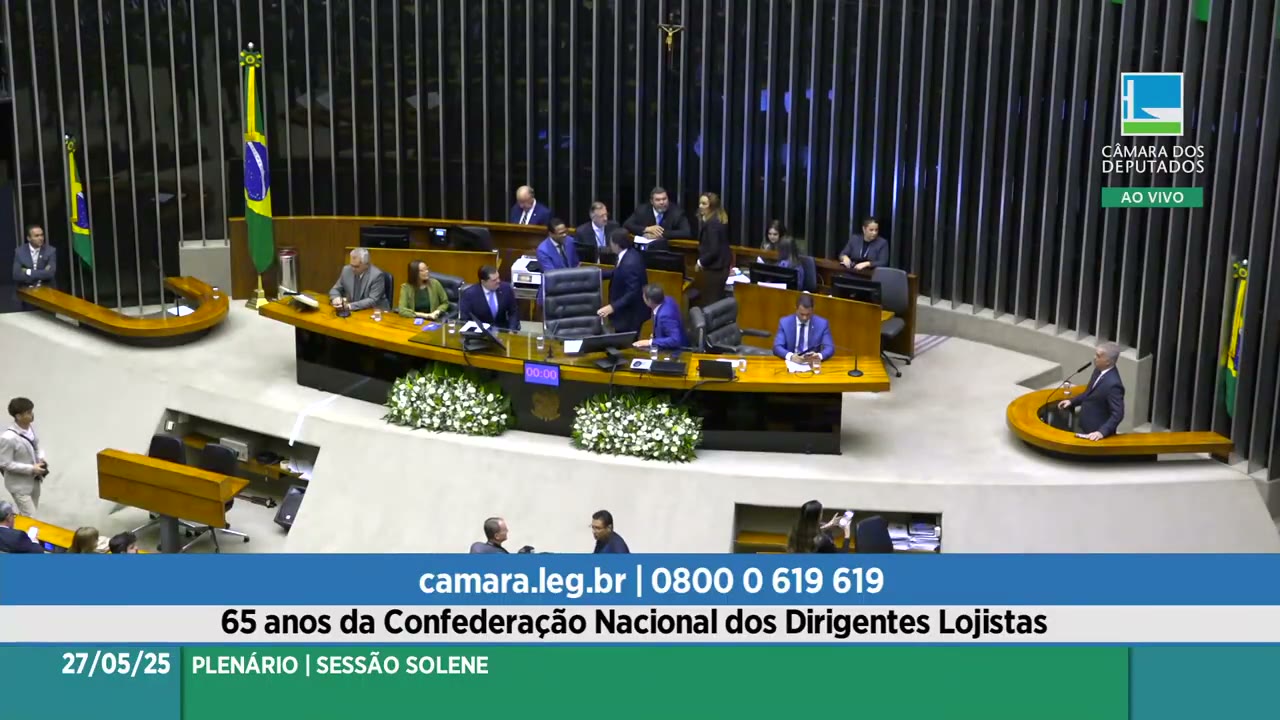Vídeo do evento em 1:00:09
