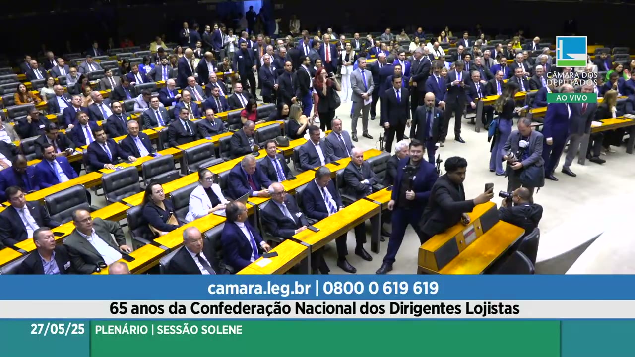 Vídeo do evento em 1:04:27