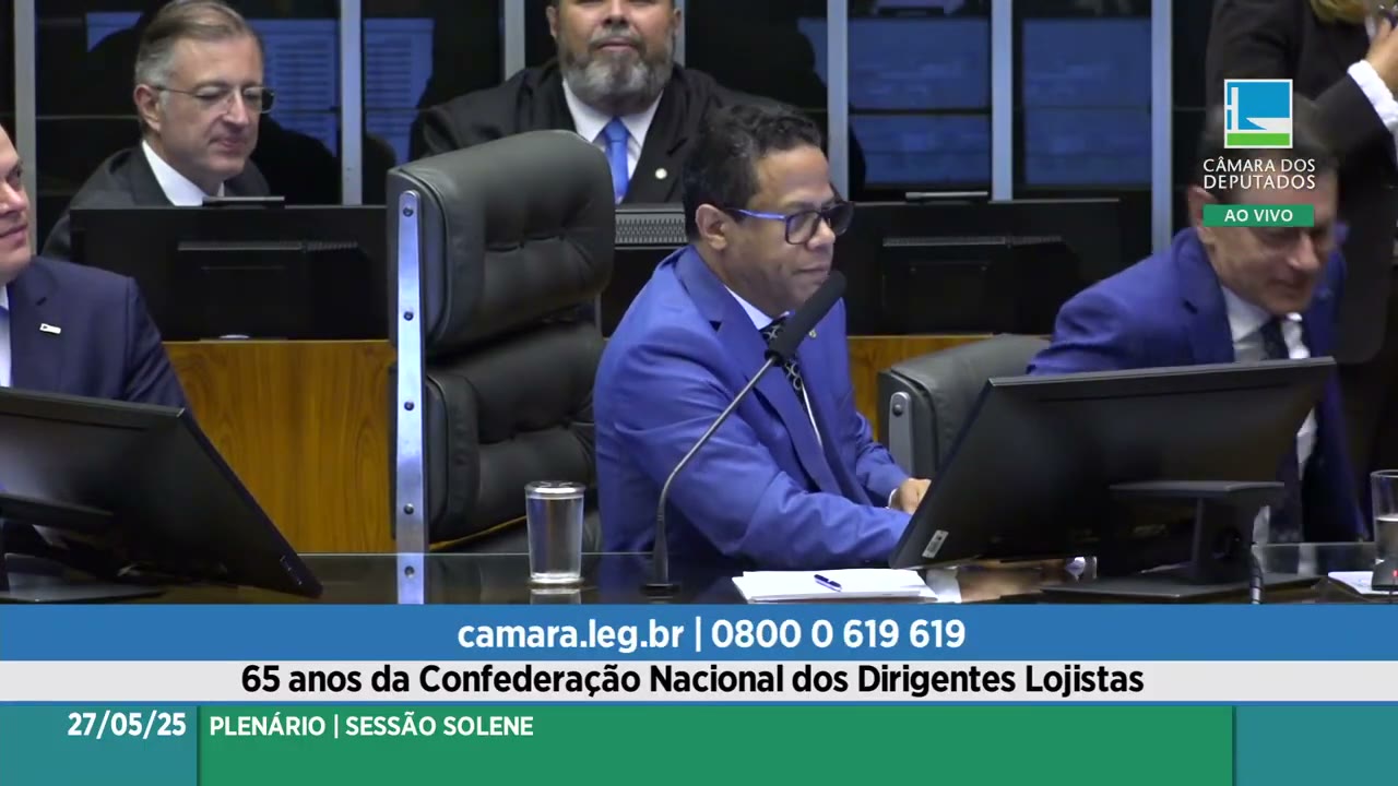 Vídeo do evento em 1:15:32