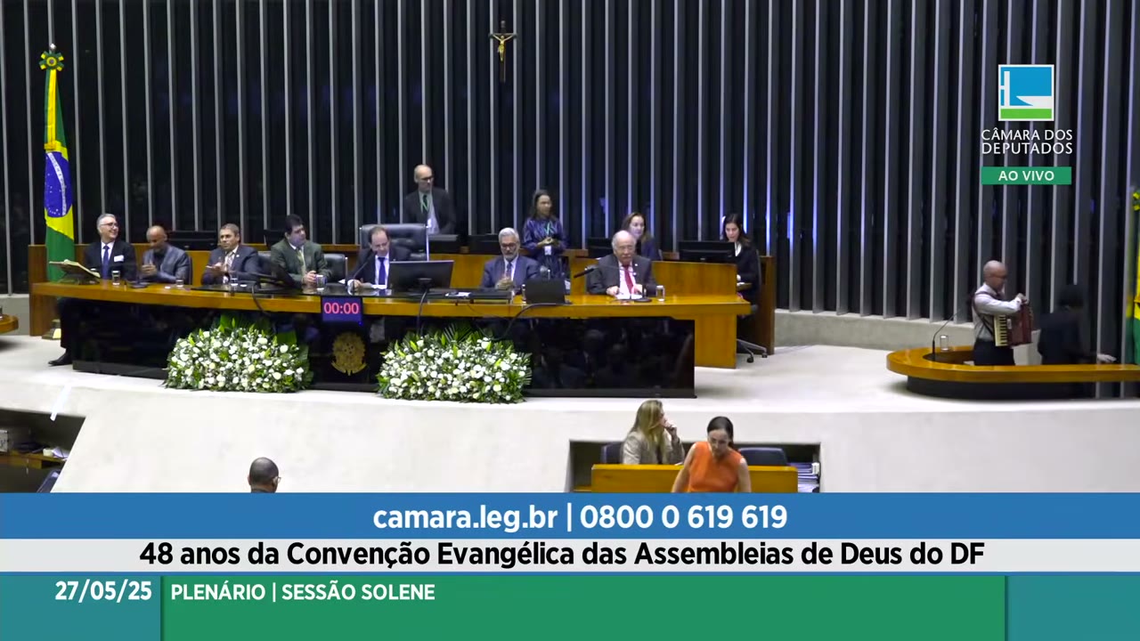 Vídeo do evento em 1:04:42