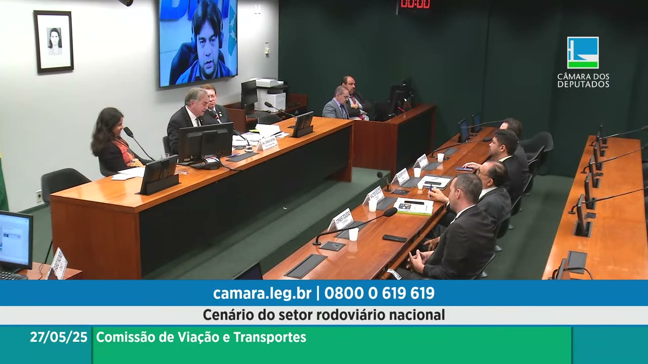 Vídeo do evento em 1:04:20