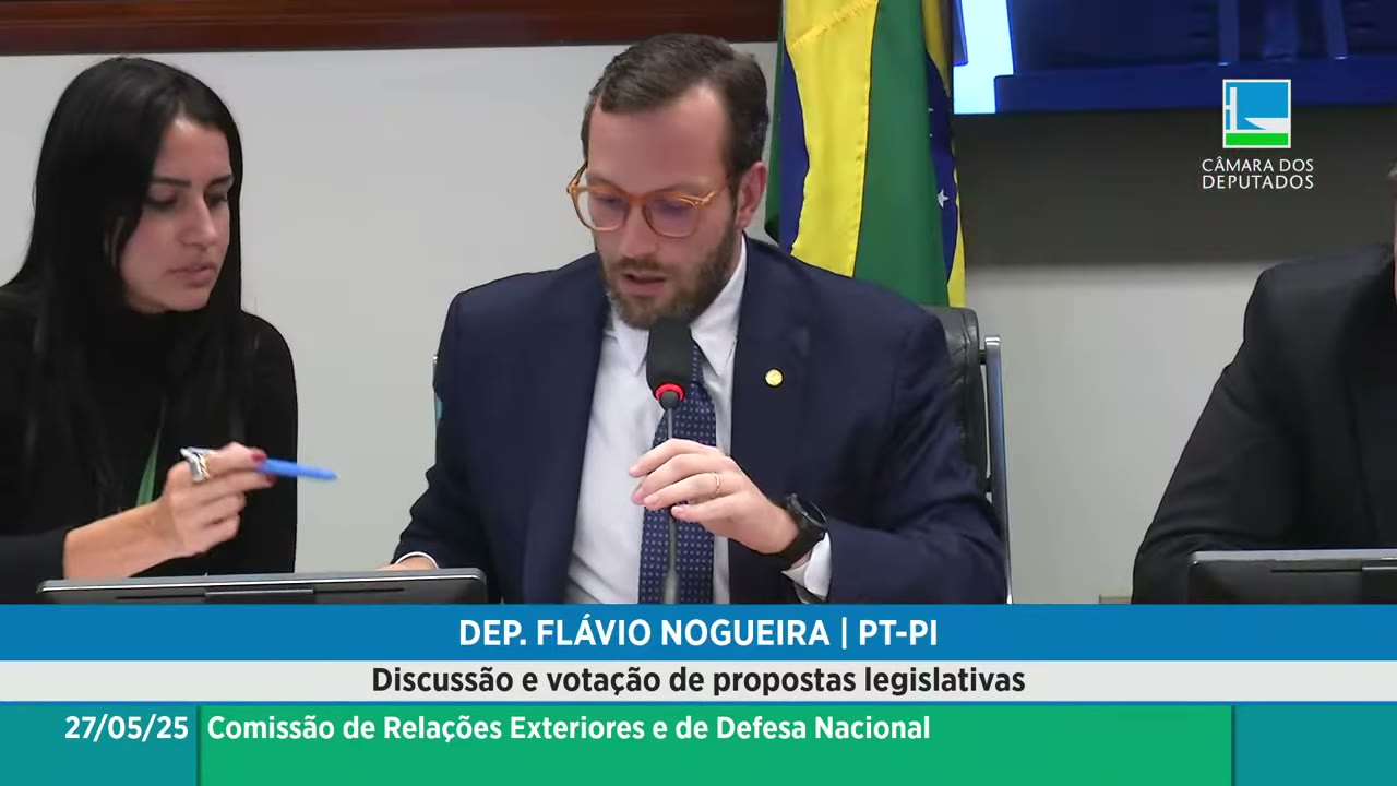 Vídeo do evento em 1:03:04