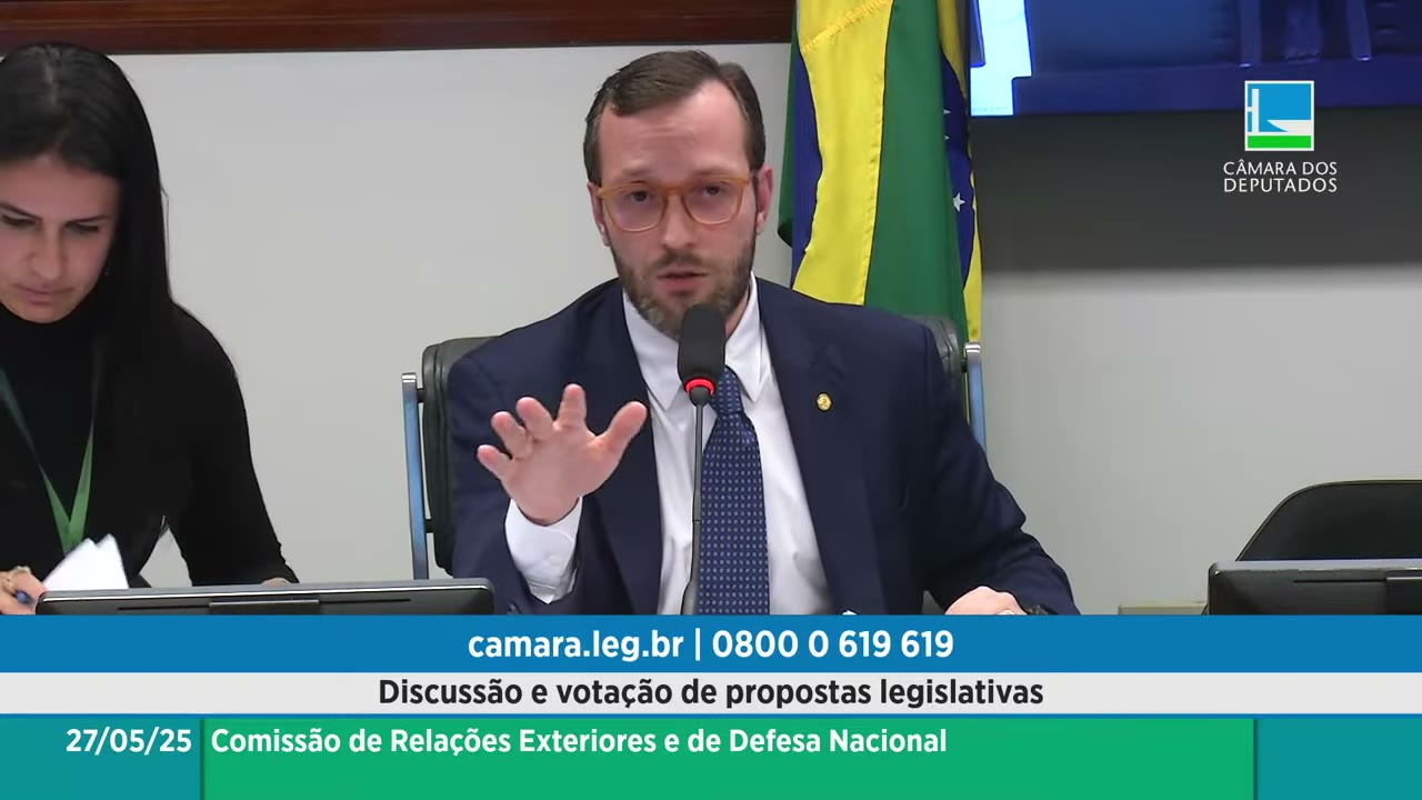 Vídeo do evento em 1:05:30