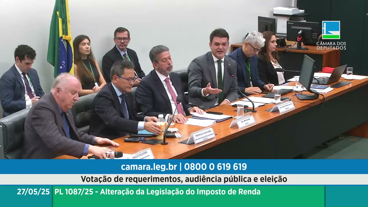 Vídeo do evento em 1:03:59