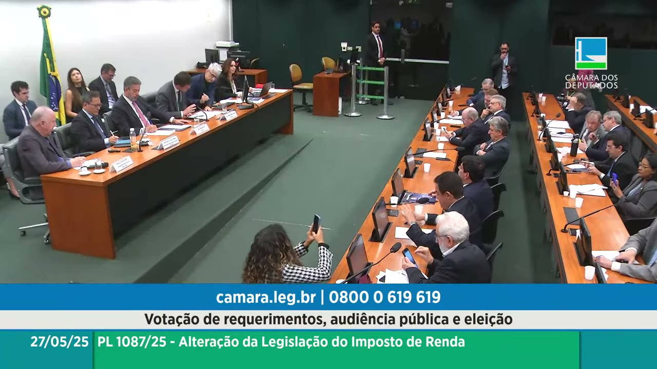 Vídeo do evento em 1:17:23