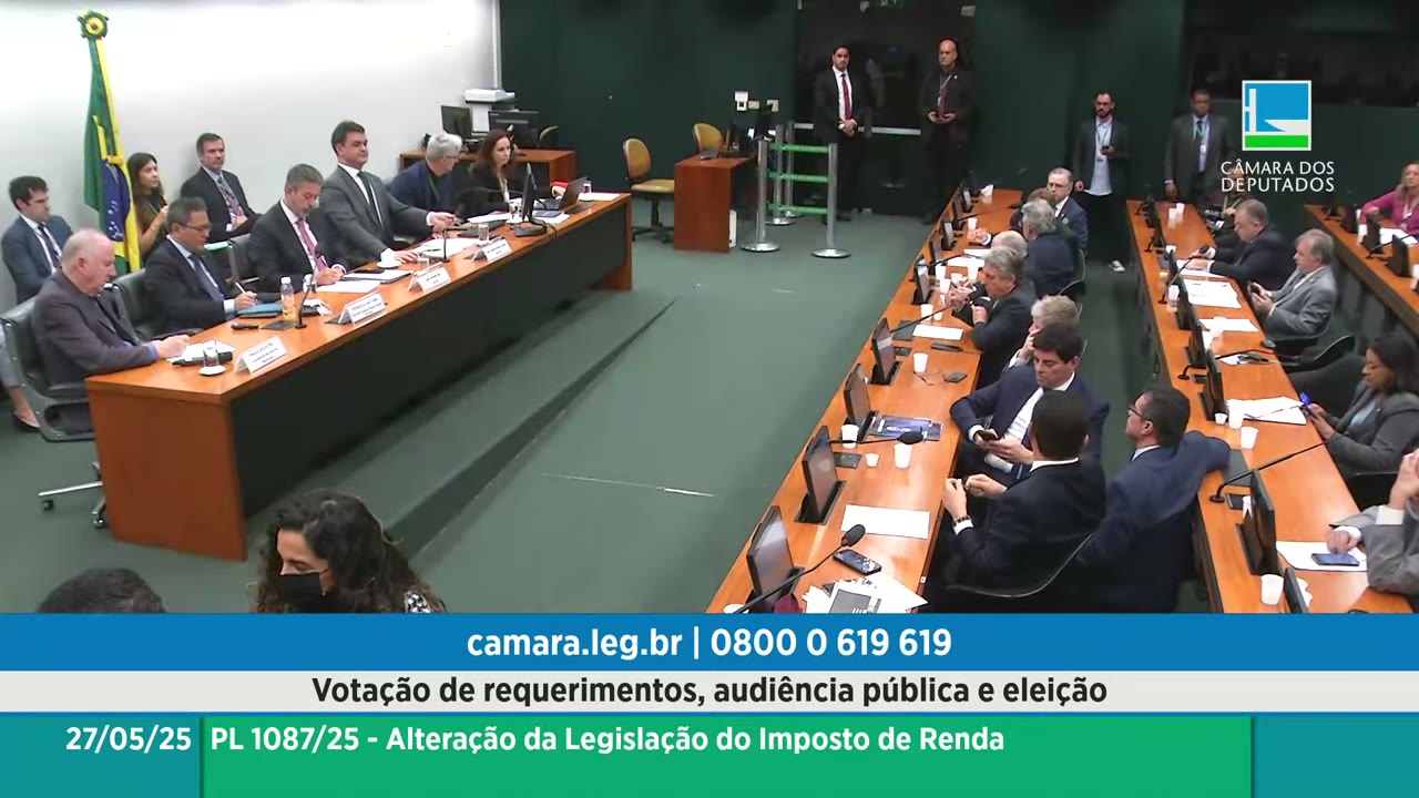Vídeo do evento em 1:21:07