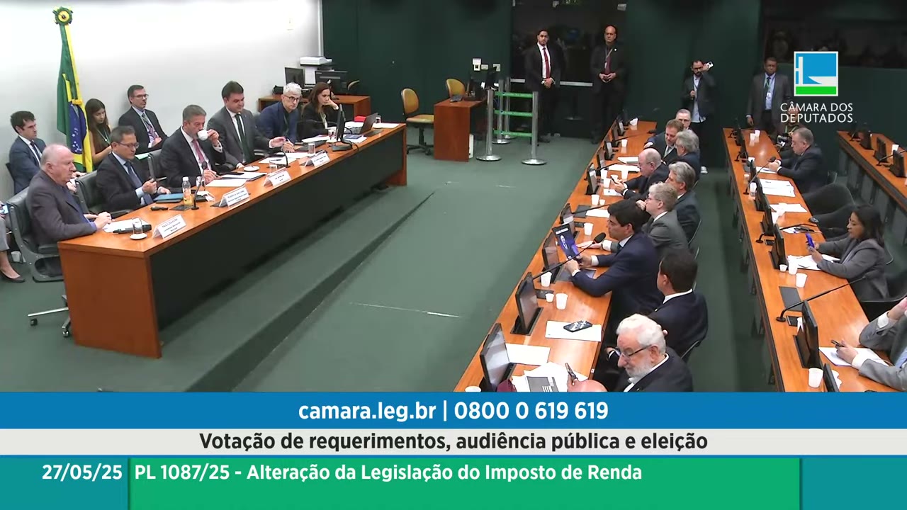 Vídeo do evento em 1:24:10