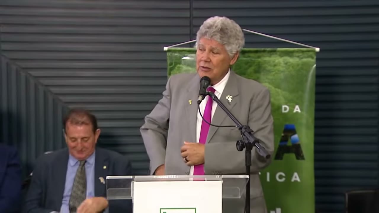 Vídeo do evento em 1:00:18