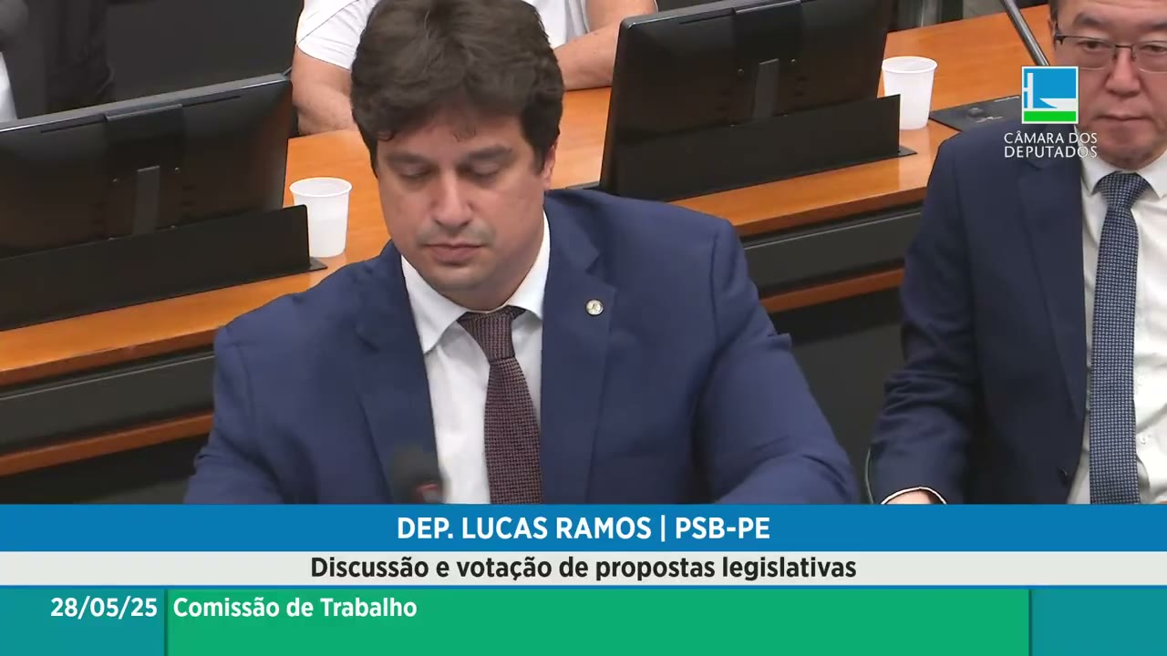 Vídeo do evento em 1:05:43