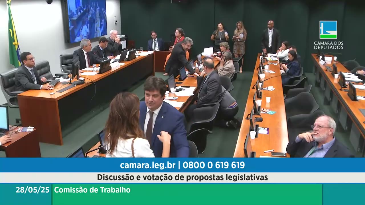 Vídeo do evento em 1:32:13