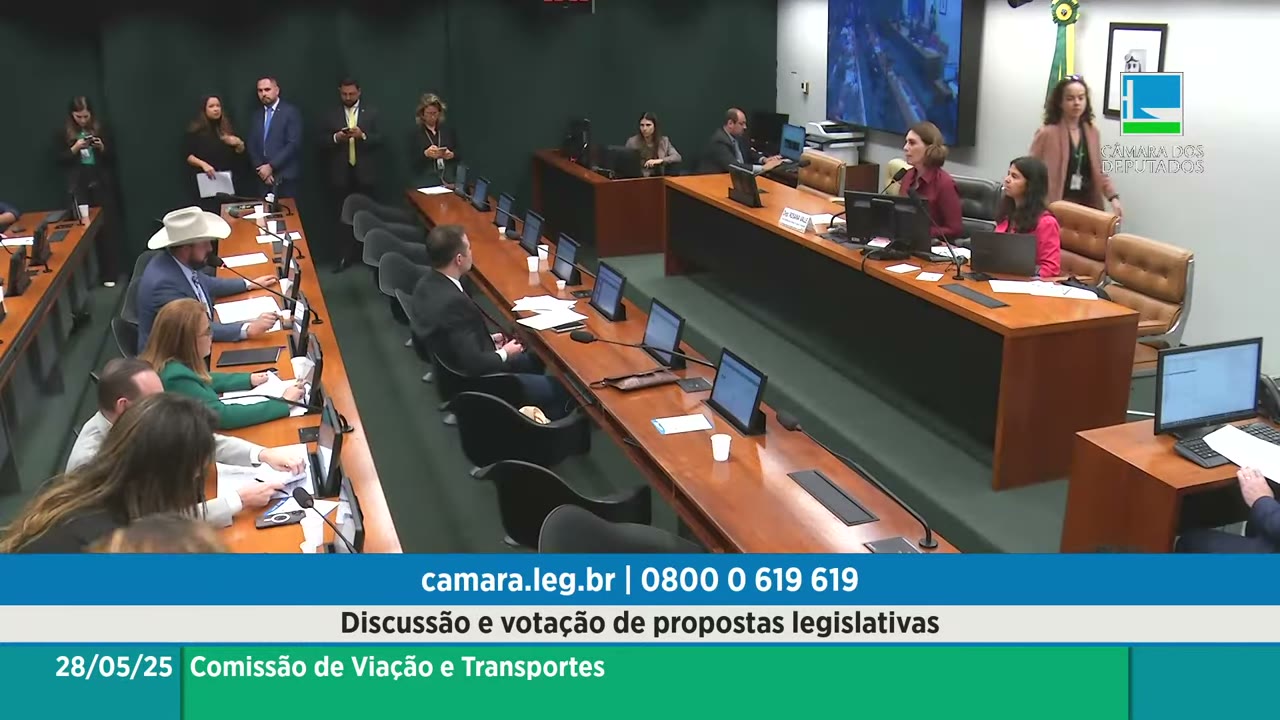 Vídeo do evento em 1:03:40