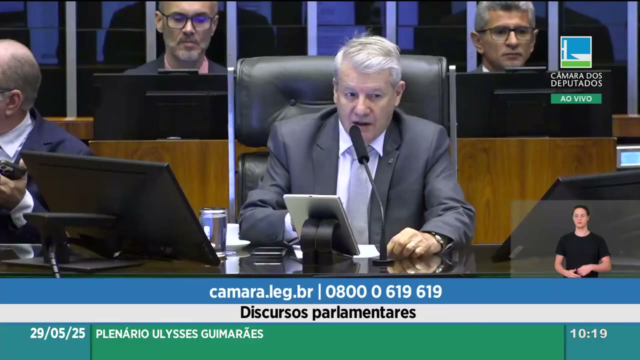 Vídeo do evento em 1:01:24