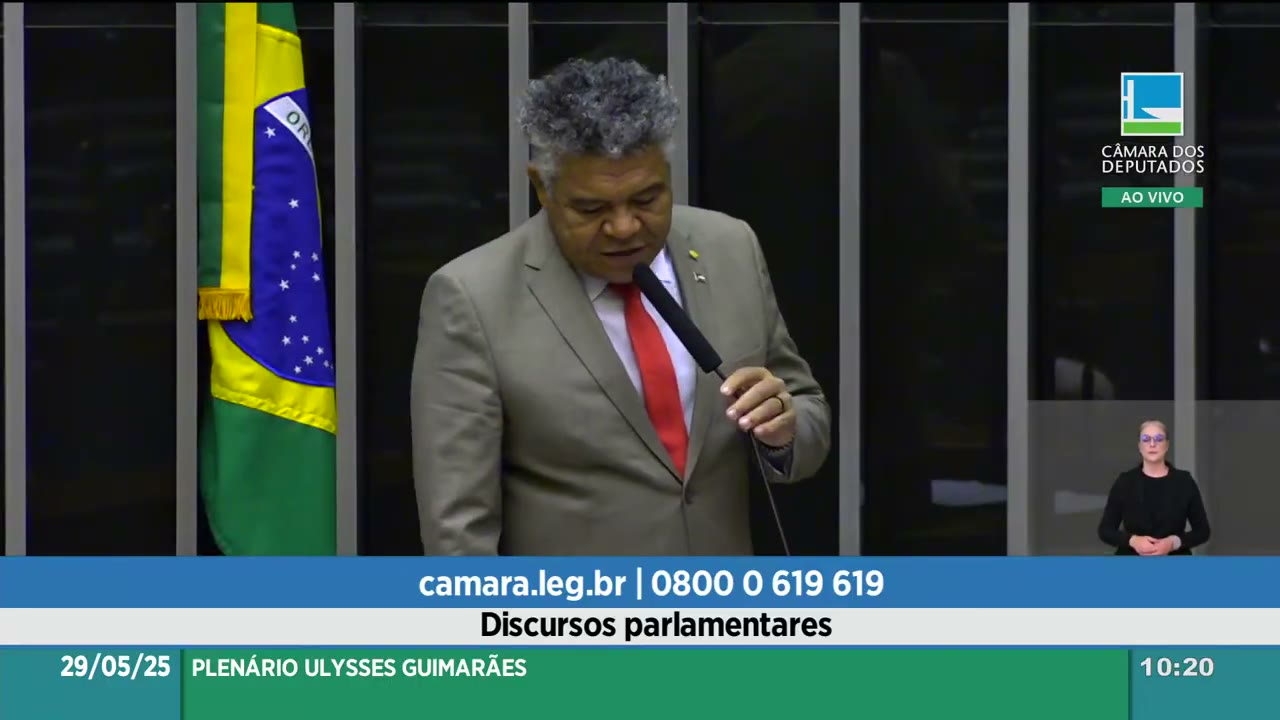 Vídeo do evento em 1:02:44
