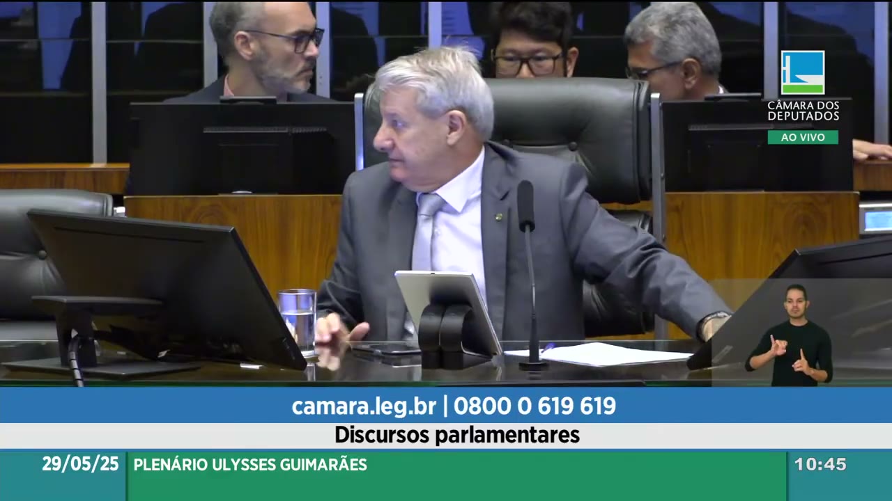 Vídeo do evento em 1:27:08