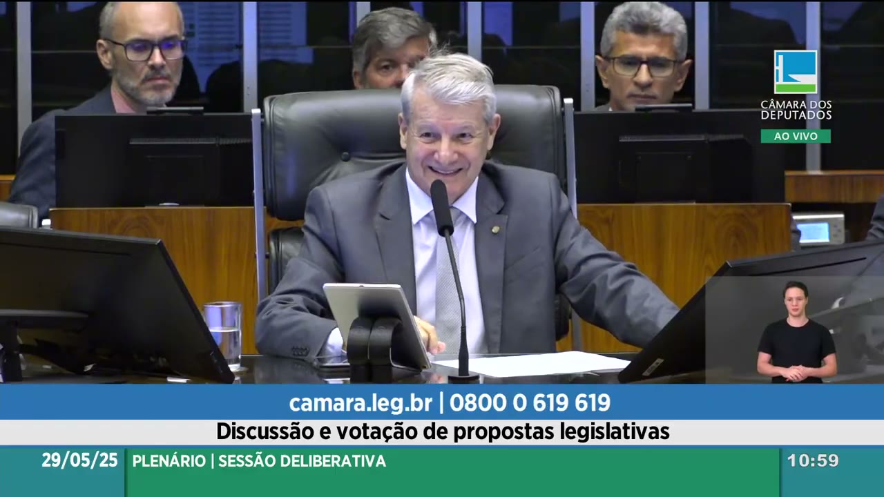 Vídeo do evento em 1:40:58