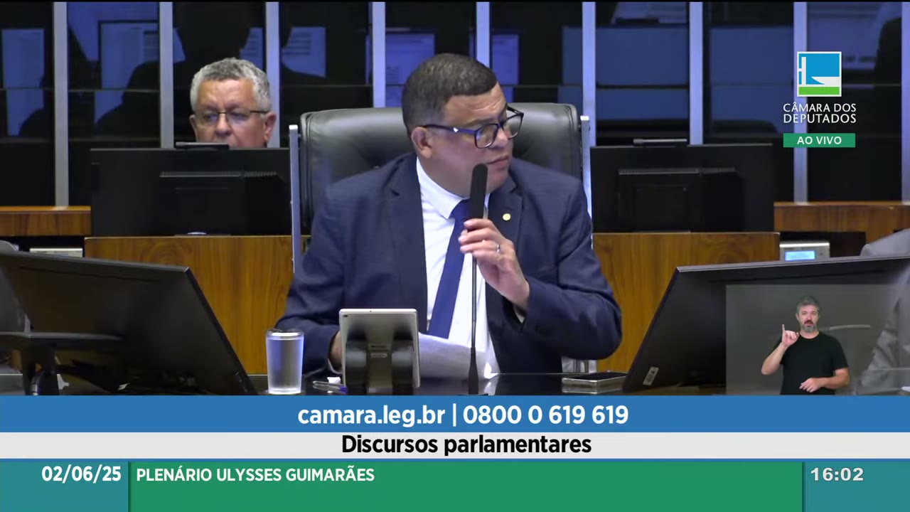 Vídeo do evento em 1:11:54