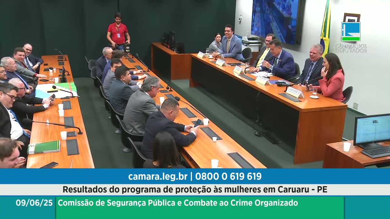 Vídeo do evento em 1:39:28