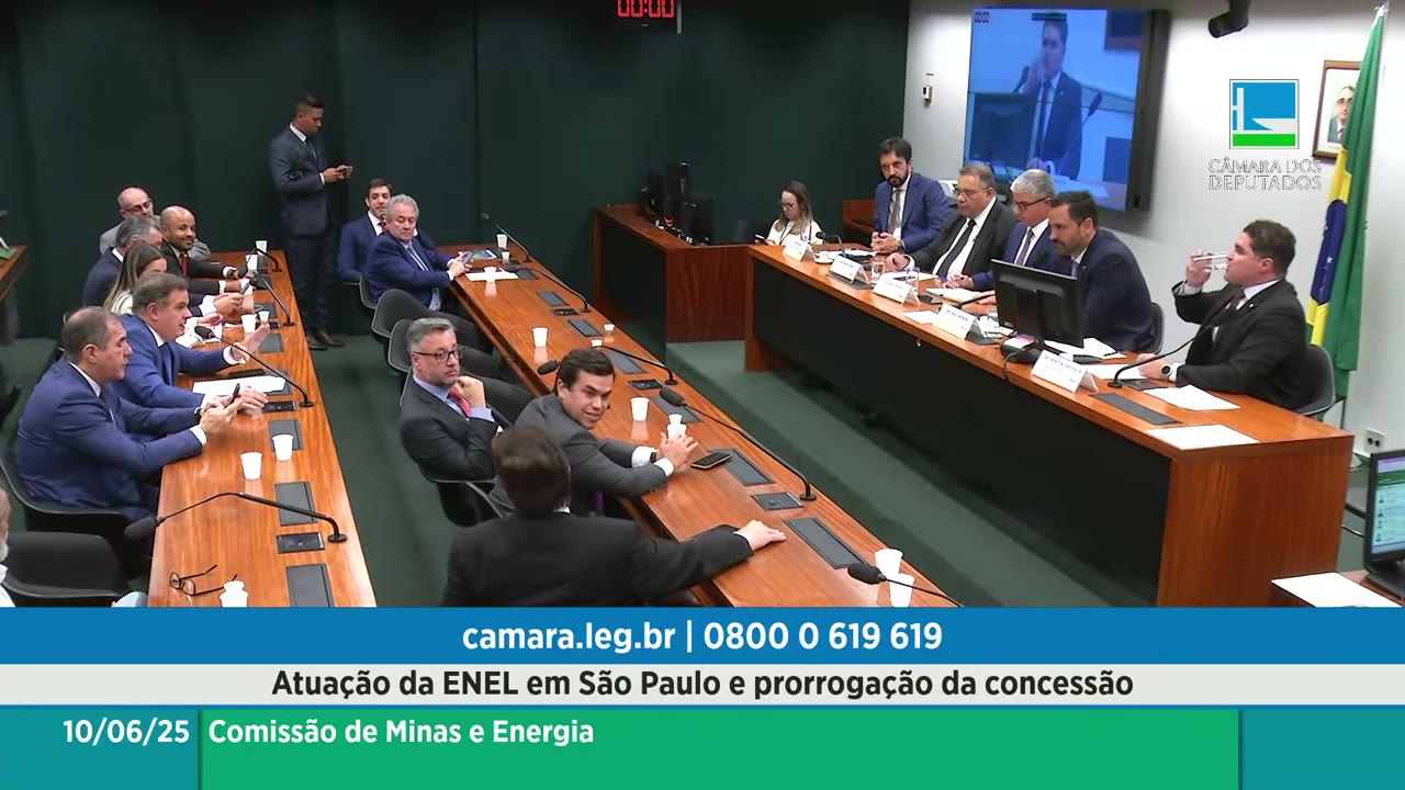 Vídeo do evento em 1:44:24