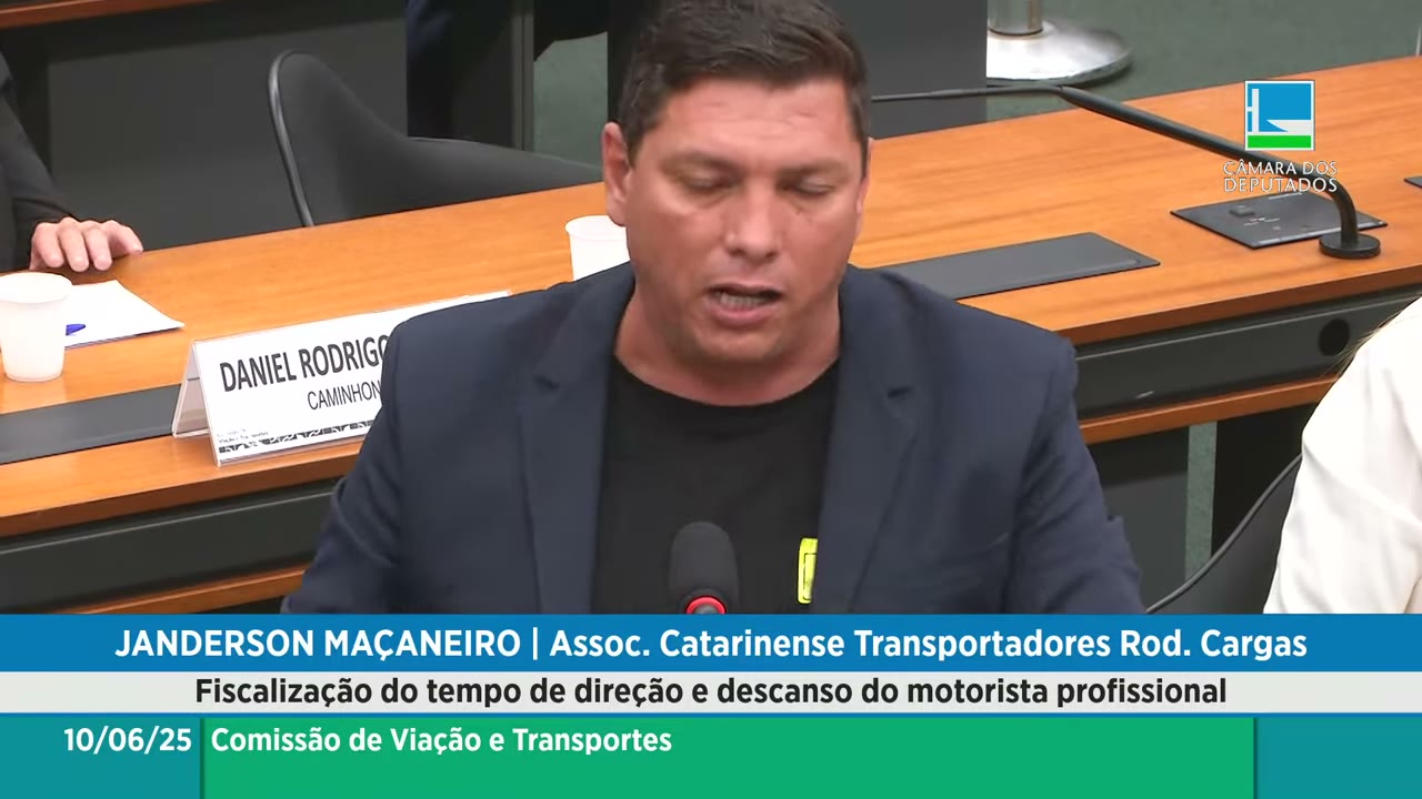 Vídeo do evento em 2:04:49
