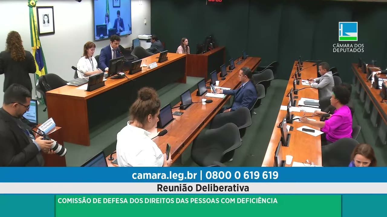 Vídeo do evento em 1:07:23
