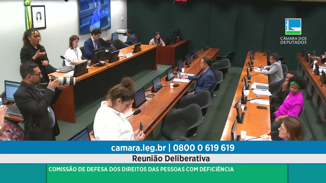 Vídeo do evento em 1:08:00