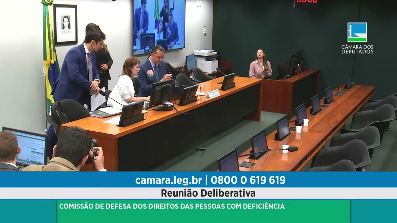 Vídeo do evento em 1:25:15