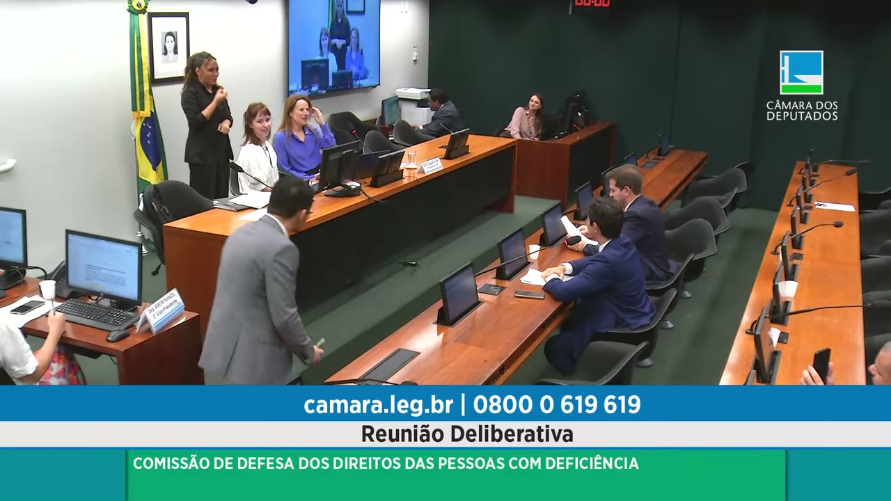 Vídeo do evento em 1:48:53