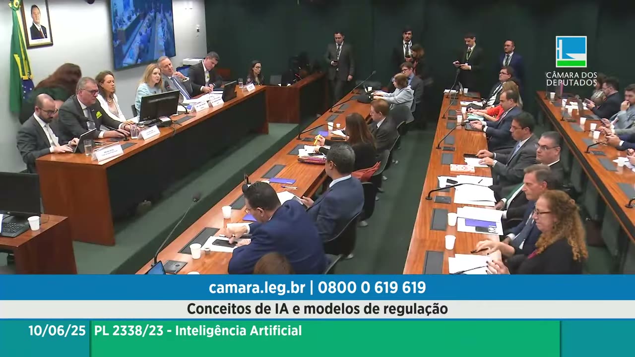 Vídeo do evento em 1:44:37