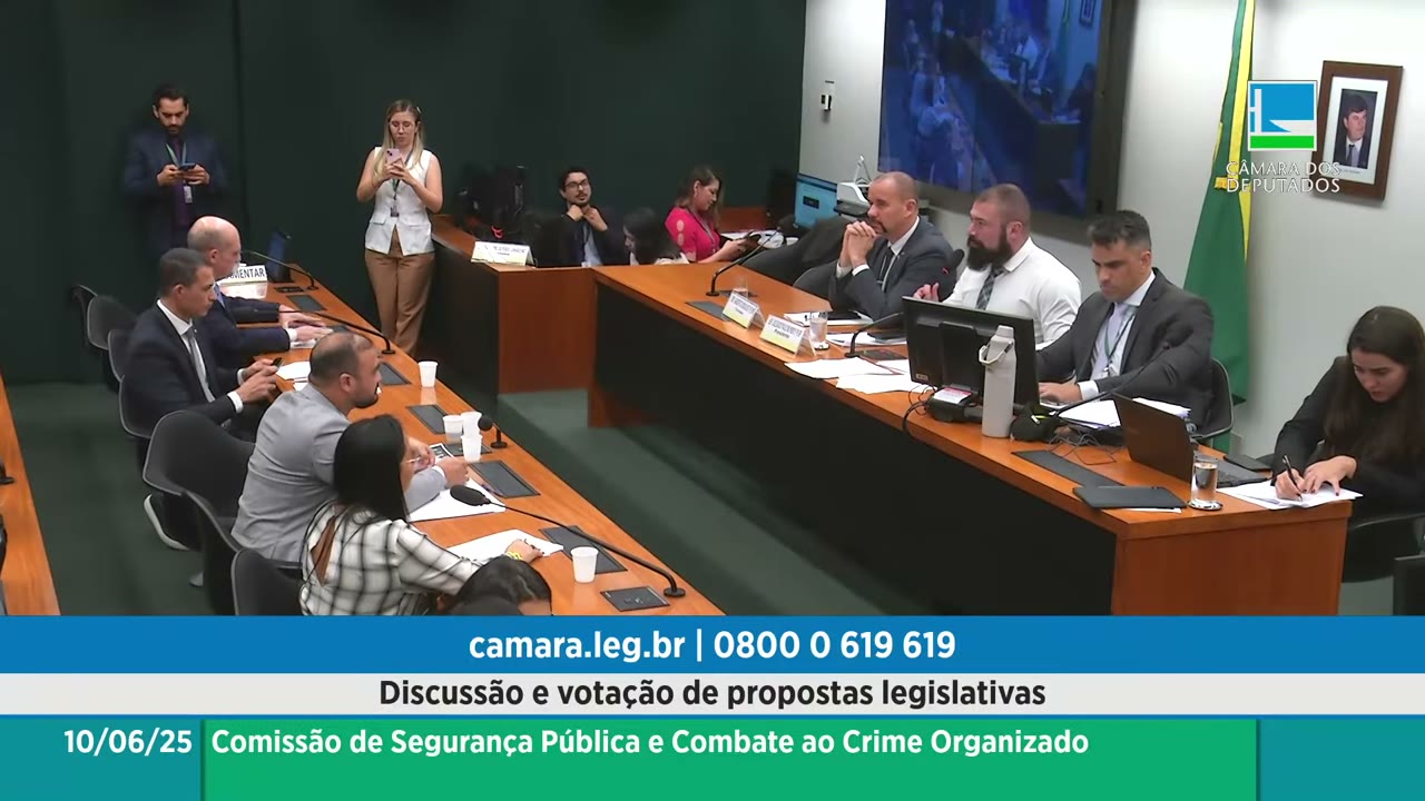 Vídeo do evento em 1:01:43